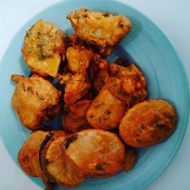 Freshly made pakoras #nomnom #vegan #harehills #leeds ift.tt/2RWcr0T