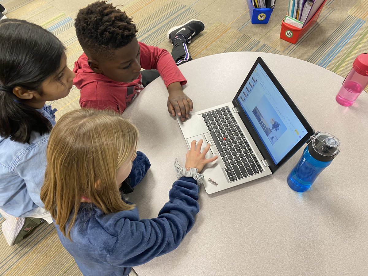 Student collaboration has been AWESOME while creating their Stop Motion Project!! <a href="/HortonsCreekES/">Hortons Creek ES</a> #hawksdoitdifferent #togetherisbetter