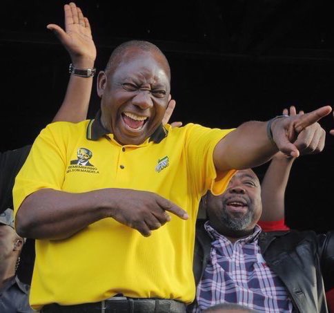 maakemathapo's tweet photo. @Deemorebz007 @BrianMoore_19 Batlhoka dithapelo serious😂🤣😂 https://t.co/gi6HFAd6bj