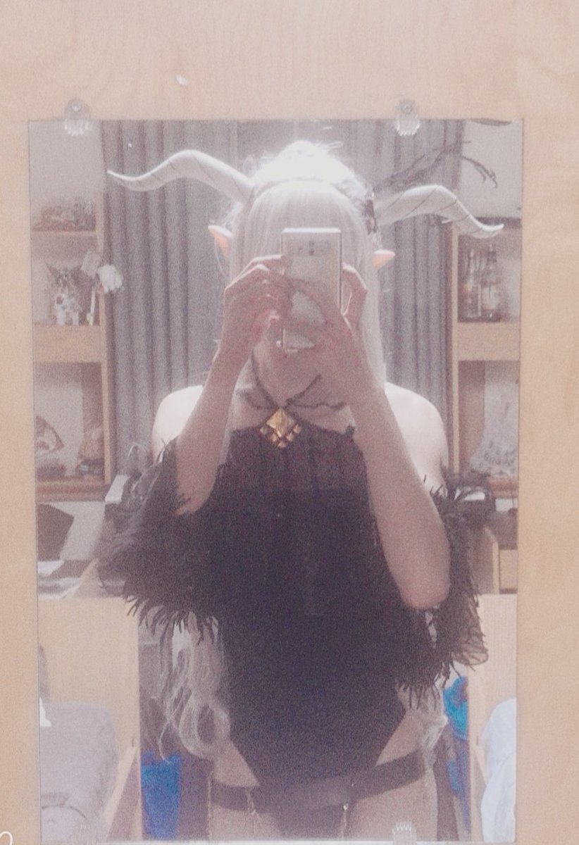 趁着舍友不在偷偷的穿女装真的好爽啊
#伪娘 #男の娘 #cosplay #可爱的男孩子 #女装少年 #闪灵泳装 https://t.co/2tlwkRMpvy
