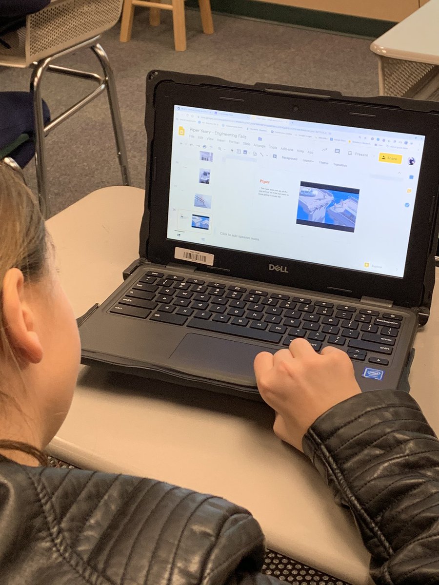 ErikaJoMatthews's tweet photo. @bbeaver33 class collaborating by add &amp; pass with engineering Fail photographs! #pesistrong #ArabiansCollaborate @PendletonElem https://t.co/ahaFPK0NeB