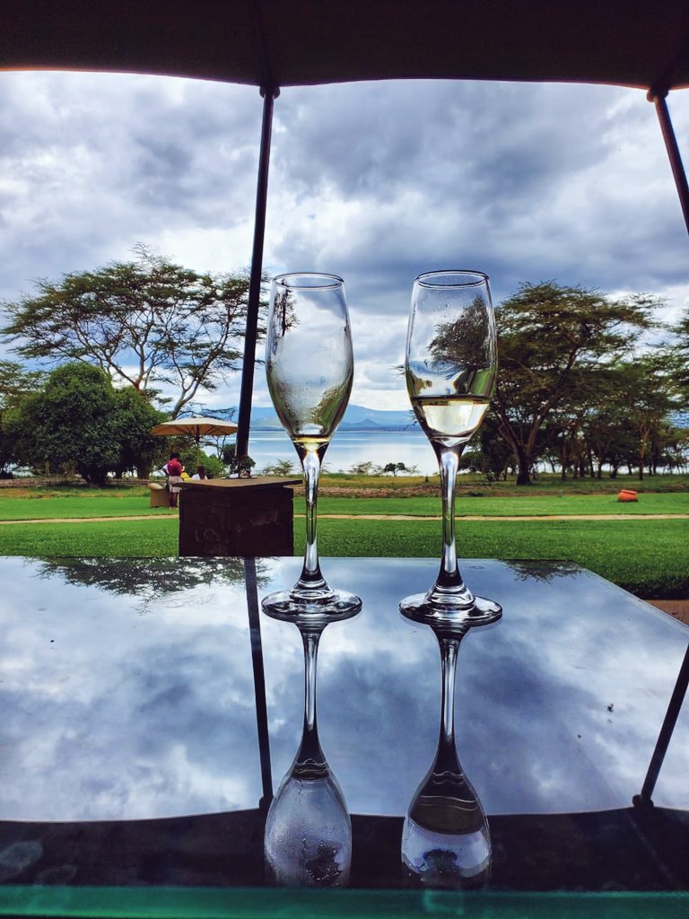 iconicgetaways's tweet photo. Welcome to Lake Elementaita Serena Camp consisting of 25 cozy & luxurious rooms offering a magnificent view of Lake Elementaita. Perfect for weekend getaways, special occasions & retreats.
@magicalkenya
#HiddenGemsOfKenya #TembeaElementaita #Tembeakenya #MagicalKenya https://t.co/nZEm33mjd1