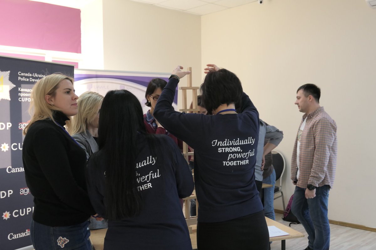 uawle's tweet photo. Our first in 2020 #leadership training for #UAWLE members. “We’re from different law enforcement agencies but I see how much in common we have”, said one of the participants. Happy to help LE officers in their soft skills development 😎 @cupdp_ua @CanEmbUkraine @IAWPInfo https://t.co/SJ5HDhLP5L