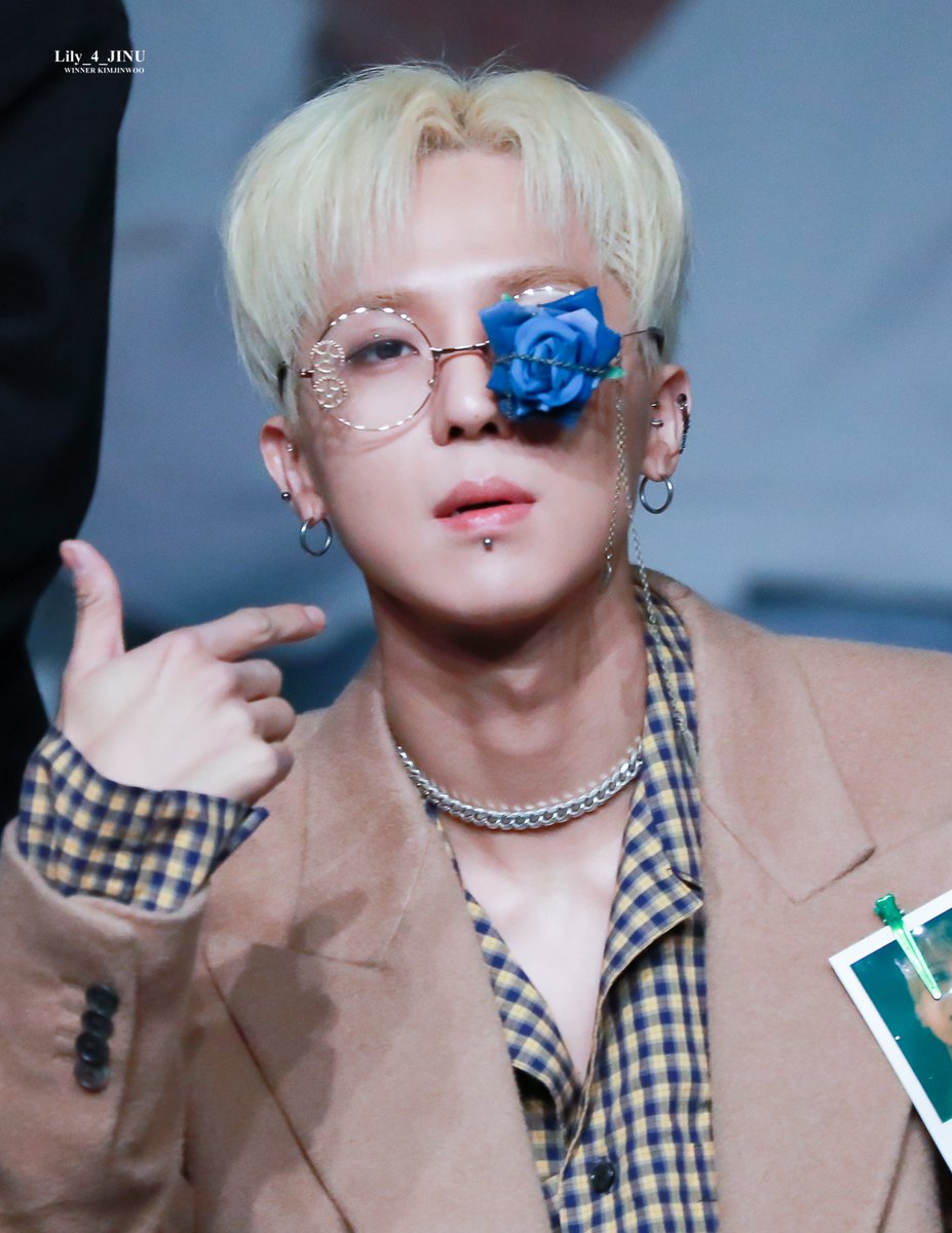 mino's semi devil-kitten hair