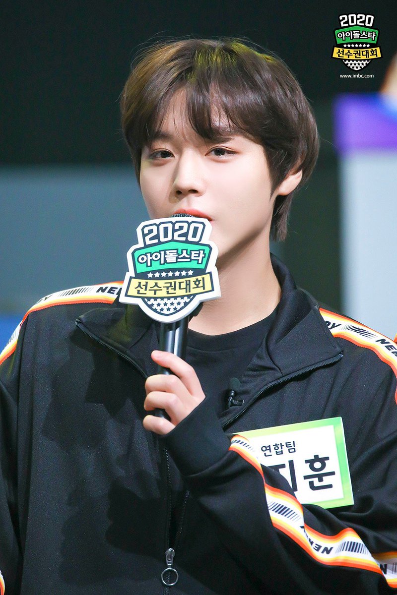 Jh0529S2's tweet photo. 다들 나에게 강아지라고해 https://t.co/bD775Epigz
