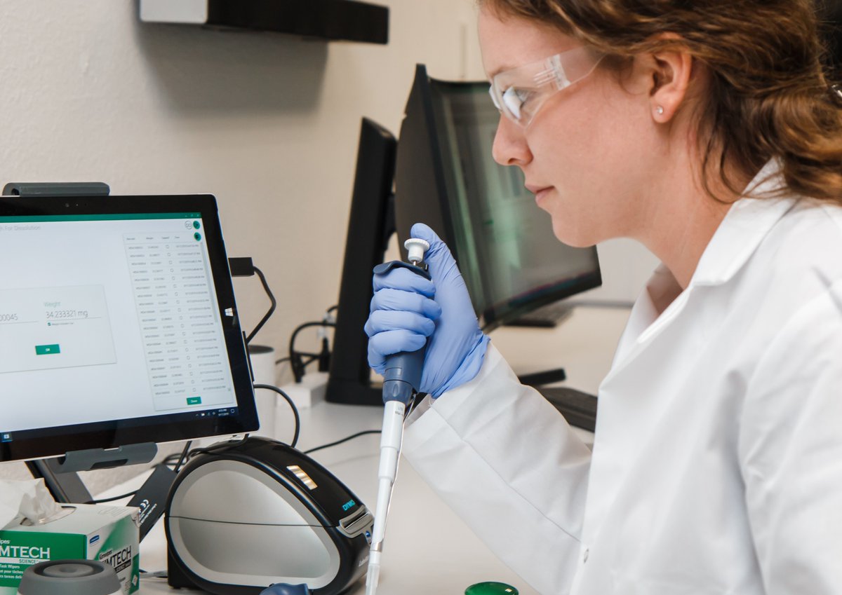 Biosero's tweet photo. “With the 21 CRF Part 11 compliance, we are verifying system functionality, locked in access audit trails, electronic signatures, and other documentation required when using electronic quality records,” said Tom Gilman, CEO. Read more about #GreenButtonGo: https://t.co/uq2NhzFSXN https://t.co/BqCvKDzkKm
