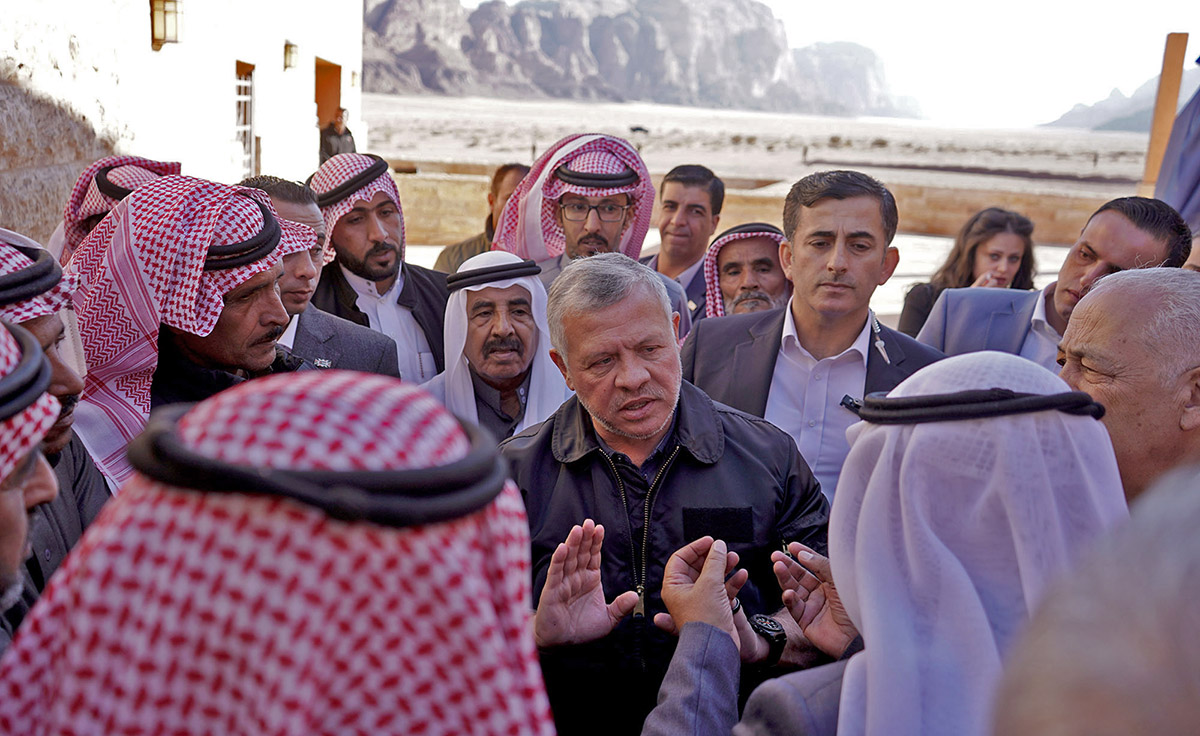 Petranews's tweet photo. الملك يزور مركز زوار وادي رم ويطلع على المخطط الشمولي للمنطقة
https://t.co/MZZmvqt4Od
#بترا #الاردن https://t.co/HmkGglg8jB