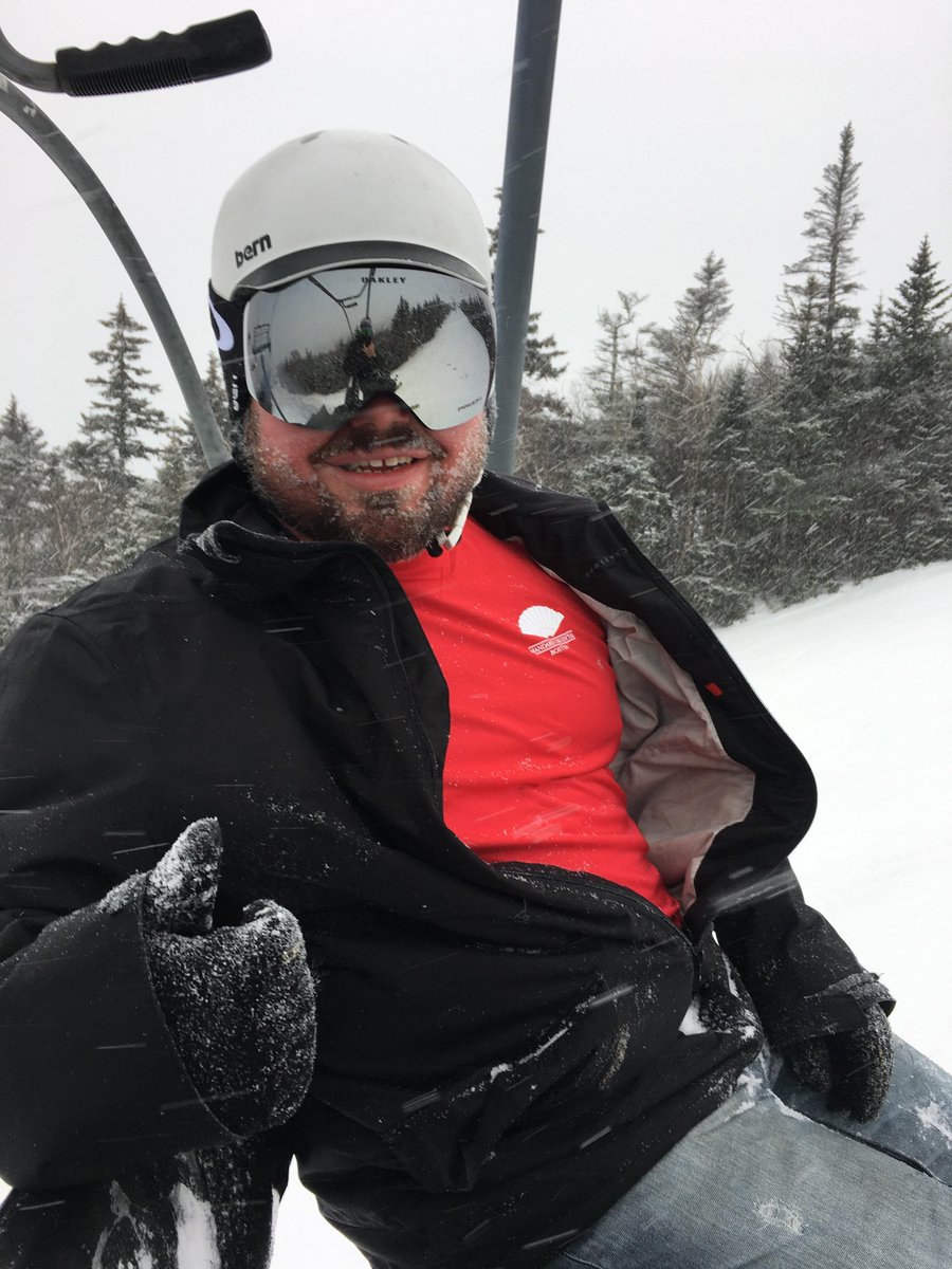 MO_BOSTON's tweet photo. Did you know that our Director of Guest Relations Brett is an avid snowboarder? Brett has been snowboarding for almost 20 years & currently likes to snowboard at nearby @Wachusett Mountain whenever he can. #DestinationMOnday #MOcolleagues #snowboarding #HiddenHobbies https://t.co/Vu6qVEiZSX