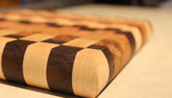 FJTButcherBlock's tweet image. #DidYouKnow: Studies show that #hardwood like that found in Forever Joint Tops #butcherblocks has naturally-occurring antimicrobial substances that make it more sanitary than plastic, especially as the cutting boards age! 🌳