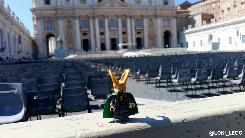 Celebrating #InternationalLEGOday  in Rome! #LEGO
