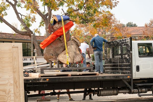 CMCnews's tweet photo. "This public art is a symbol of our growth and maturity as a college. These sculptures are going to be a landmark experience on the campus.”
The Carol Bove sculptures installed on campus will be unveiled later this week.
https://t.co/CIgROuLAje
#CMCArt https://t.co/t0nVzGh28A