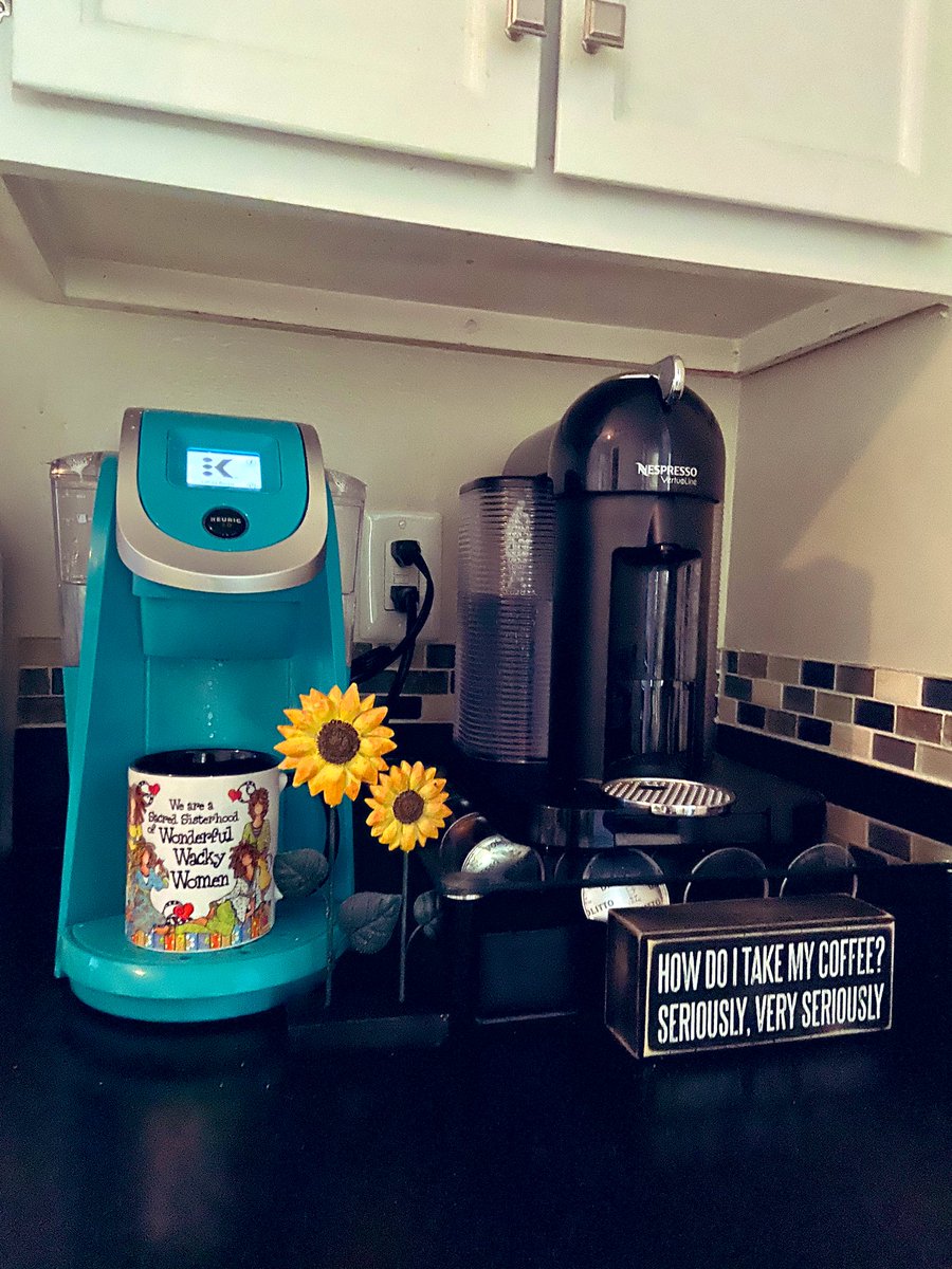 jayemadisonband's tweet photo. Our favorite corner of the house. Coffee is life. ๐ปโ๏ธ#JayeMadison #Coffee #CoffeeCorner #CaffeineQueens #CoffeeIsLife #CoffeeCorner #CreamAndSugar #LittleThings #MondayMood #MondayMotivation #Twins #Nashville #Duo #Cappucino #Yummy #Chill #ChillVibes https://t.co/5eM3xxWakh