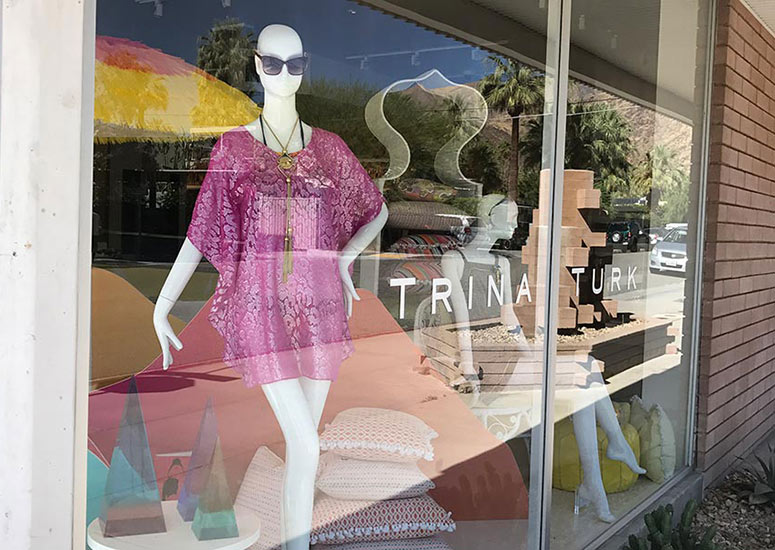 Book your Spring Break trip now!

ow.ly/4kO350y2cMG

Revel in the 70 and 80 degree weather with hiking, golf, outdoor shopping, and events like Modernism Week and the Food &amp; Wine Show. 
#PalmSprings #RetroHotel #CaliforniaGetaway