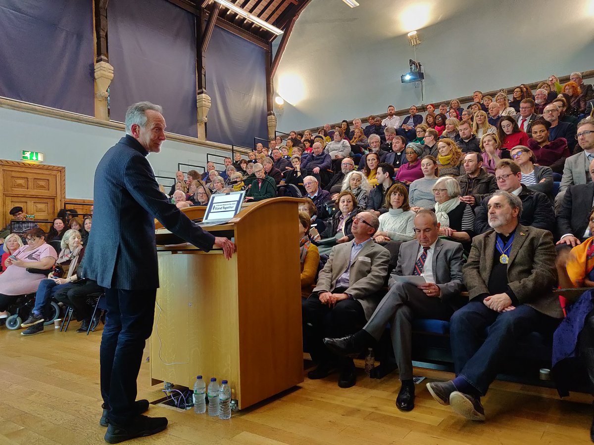 Overwhelmed by the turnout at #Brighton #Hove #HolocaustRemembranceDay #HMD2020 It's good to know that the diverse communities of our city are committed to #StandTogether against intolerance, hatred & racism. @HMD_UK