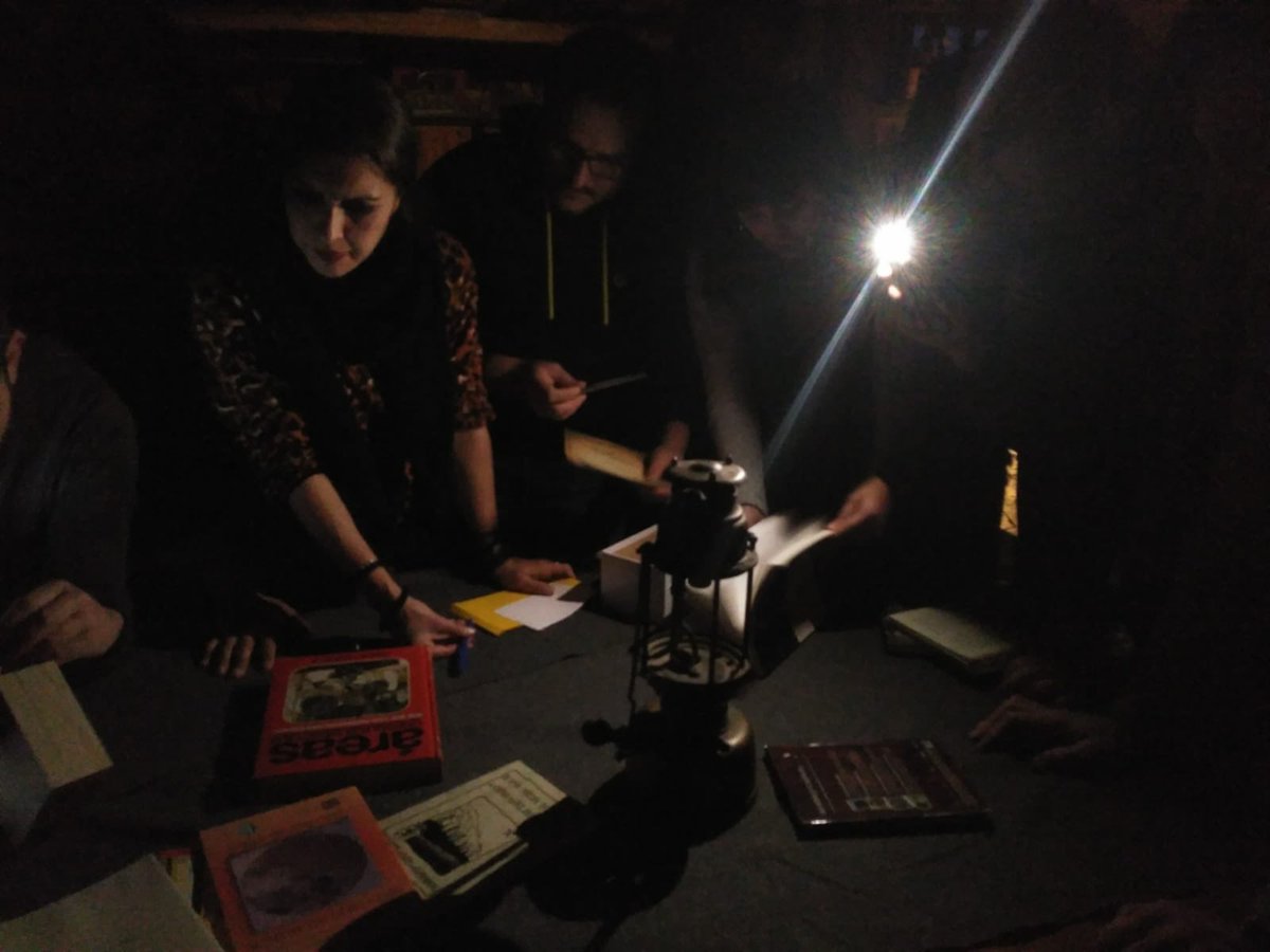 BierzoNatura's tweet photo. ¡Cuánto hemos disfrutado en la #Ciberbotillada 2020! Aquí os dejamos unas fotos del Escape Room que preparamos para los asistentes. 💚 #BierzoNatura https://t.co/aP1kYGgwsJ