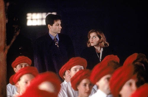 jas_kerry2's tweet photo. At the Red Museum... #xfiles #redmuseum #scully #mulder @Box_Box_Box_Now https://t.co/i49S79fmLf