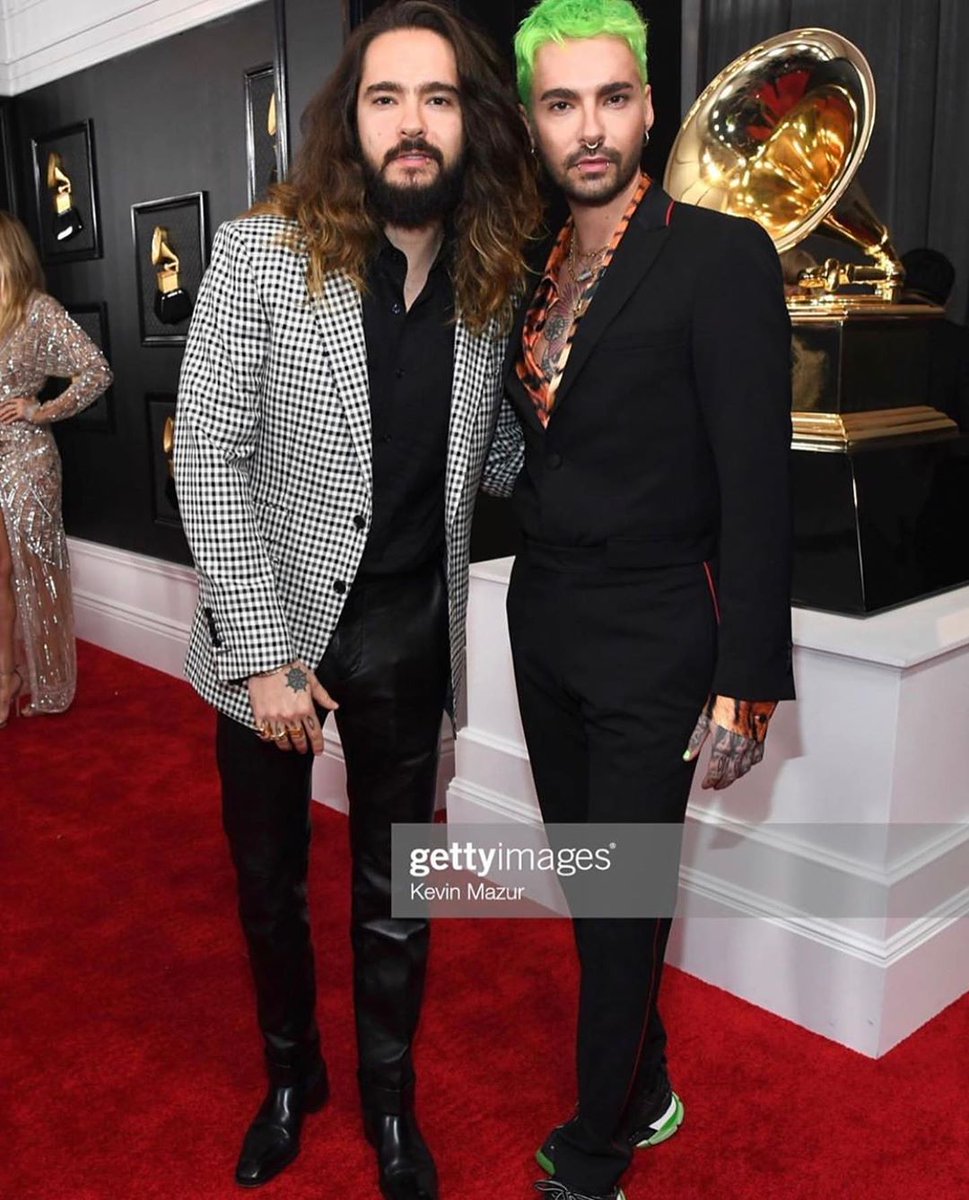 tokiohotelcz's tweet photo. Bill IG: @recordingacademy last night wearing @karllagerfeld @sssworldcorp and @balenciaga , jewels by @roseark 💎 @tomkaulitz in @tomford 

https://t.co/Qq3rETPr7c https://t.co/tEcf6Yj2tW