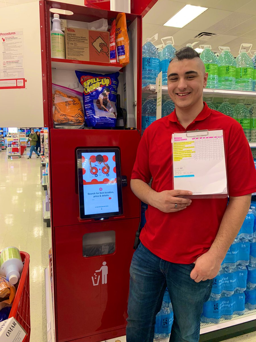 CourtFromTarget's tweet image. Nobody’s crying over spilled milk here at T0623. Darren’s out here making sure we’re stocked and ready for any accidents! 👏🏻🎯 #CreatingRoutines #ReadyForAnything #AccidentsHappen #DreamTeam #GuestObsessed @Bcan105 @KeonTarget @JenniSilverth11 @JenPeters77 @TargetTim623