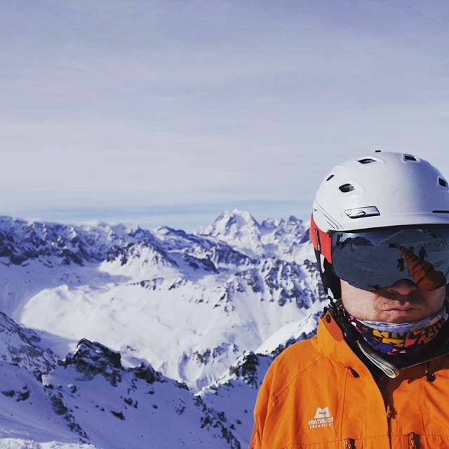 RobUmp's tweet photo. Good conditions in #3vallees today https://t.co/JKaHnqOgVR https://t.co/qChu6v5Z7u