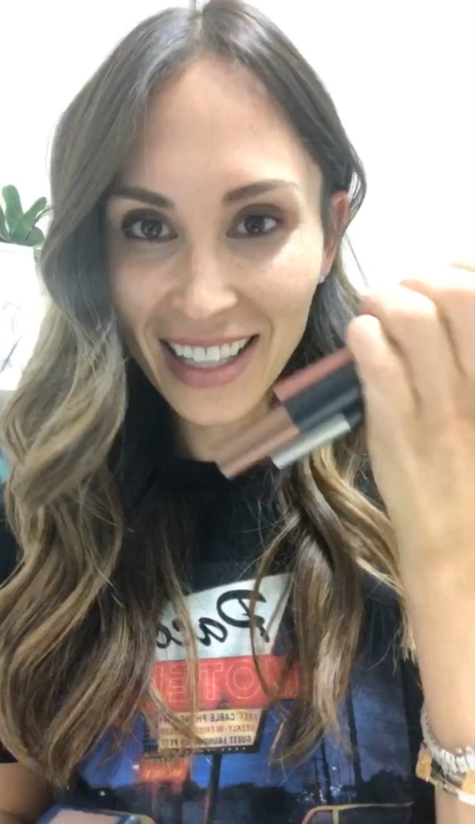 trèStiQue tweet media