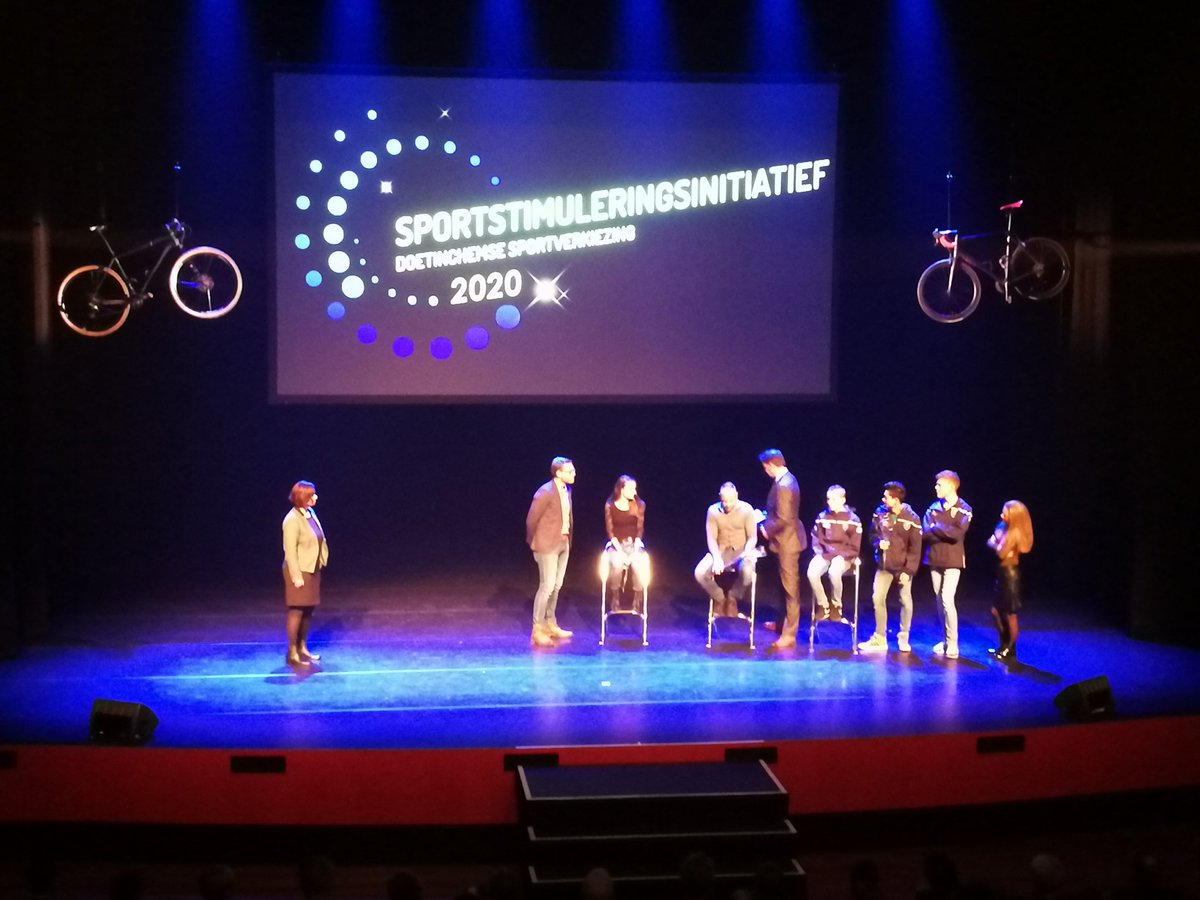 falo35's tweet photo. Wat een topavond in @Amphion0314 met de #doetinchemsesportverkiezing Vier de pracht en kracht van sport en bewegen 👌😀 @SportDchem @gemeenteDchem https://t.co/a0nF90zZK4