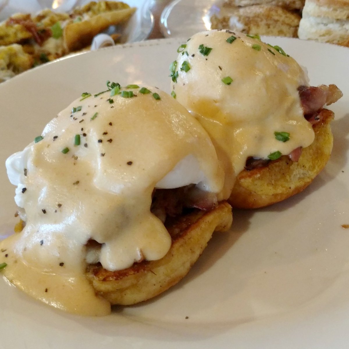 localslex tweet media