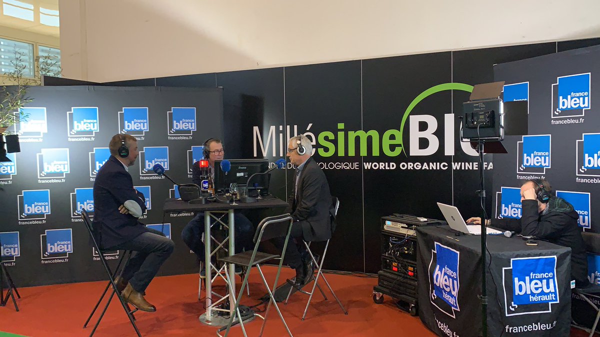 🍷🌱 Premier jour pour <a href="/MillesimeBio/">Millésime BIO</a> 2020 : @bleuherault est en direct du salon avec <a href="/_GillesMoreau/">Gilles Moreau</a>  #vinbio #MillesimeBio2020