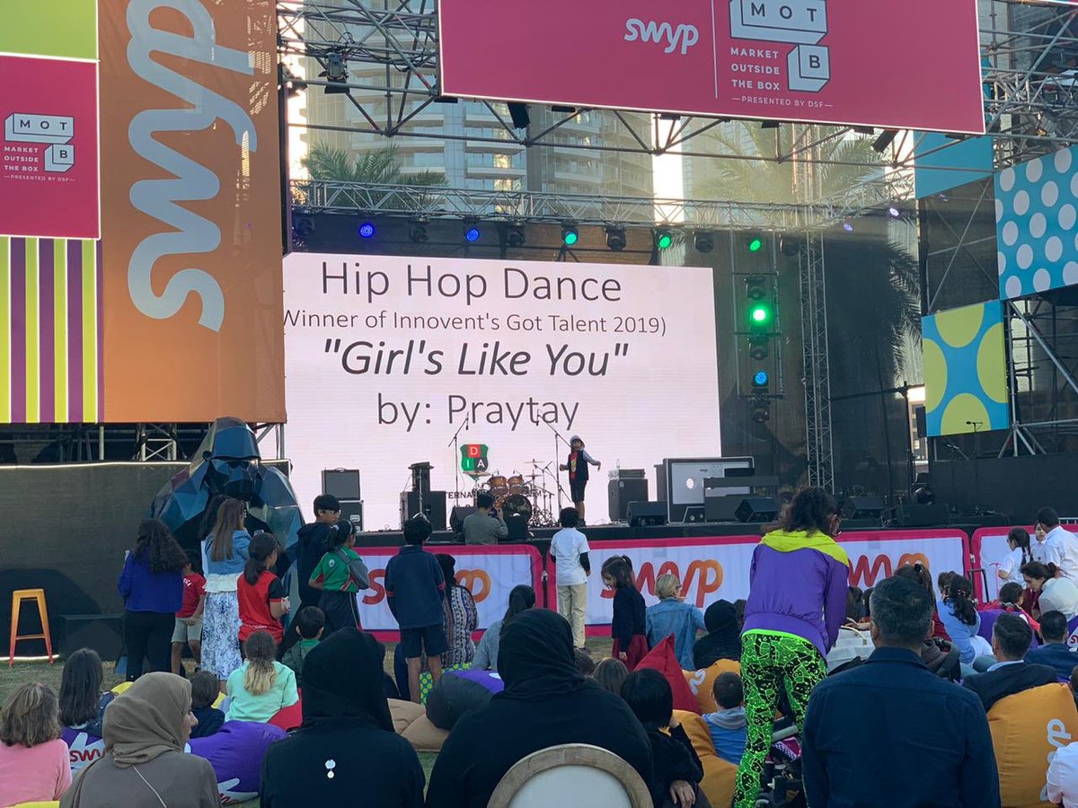 DIABarsha's tweet photo. What an awesome experience! Our students performed @dsf_markets for the #marketotb event today...so proud of them all and what an opportunity! Go #DIAsharks #DIABmusic #DIABsuccess https://t.co/51hxI7q02u