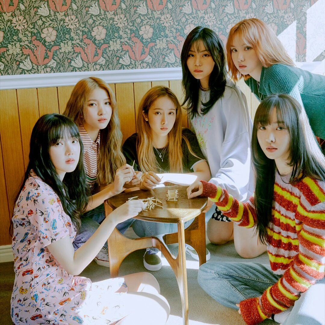 somungcchi's tweet photo. Ugh! Love u my gurls. 💛 https://t.co/Pf8Wmhi8aE