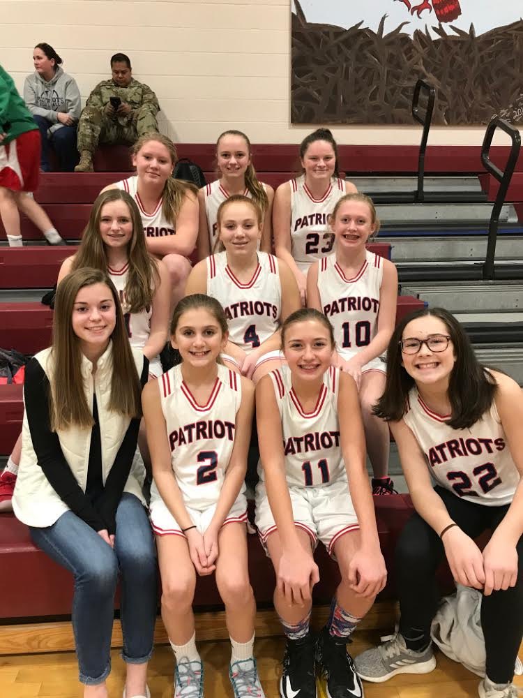 nm_girlsbball's tweet photo. Loved getting this pic of our Jr Patriot team this weekend🏀❤️
We’re so excited about their hard work and the experience they have gotten! We hope they continue to grow, learn, and enjoy their time playing the game. We look forward to our future!📈
#FAMILY #JrPatriots #WeAreNM https://t.co/MjLpx8ZYDT