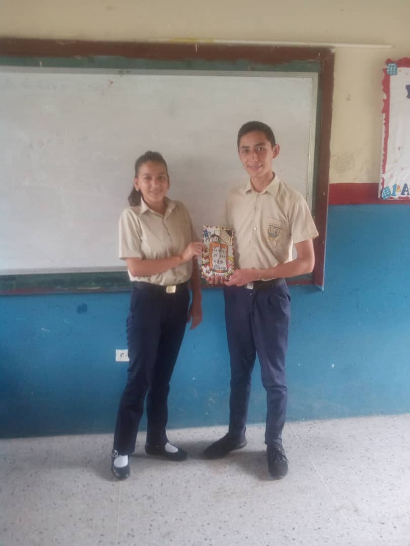 #21Enero #RetoEstudiantil en inglés y lenguas extranjeras del Liceo Nacional Cipriano Castro #VegaDeAza #Torbes #Tachira @MPPEDUCACION <a href="/charlychaves/">Charly Rojas Chaves</a> @ZonaEducTachira <a href="/Crazet2011/">Crazet2011</a>