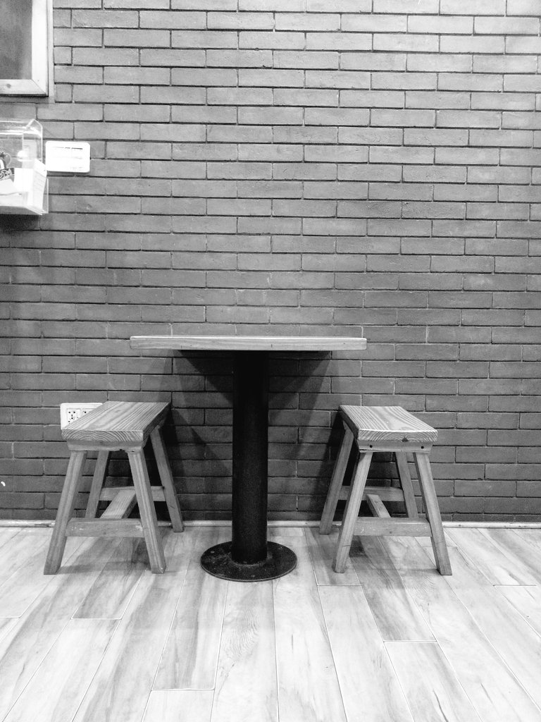EM_Anas's tweet photo. Best seats in town. #NotSoFastFood https://t.co/OQaTQTa3iF