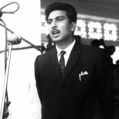 Mehransherpaoo's tweet photo. ماضی کے جھروکوں سے شہید وطن حیات محمد خان شیرپاؤ کی کچھ یادگار تصویریں ۔۔۔
#Hayath Mohammad Khan sherpao Shaheed.
#Rise of QWP https://t.co/bb6ourNJBE