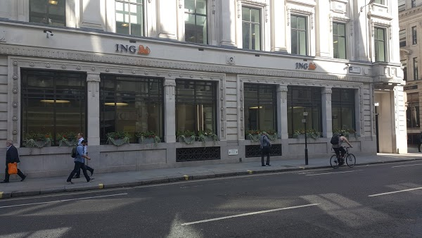 europawire's tweet photo. Digi Communications N.V.: ING Bank N.V., London Branch and UniCredit Bank AG will act as Joint Physical Bookrunners in relation to the Offering (โฌ800.0 million senior secured notes due 2025 and 2028) https://t.co/8RuZWiu3Ht #seniorsecurednotes https://t.co/VQ44SJp9pu