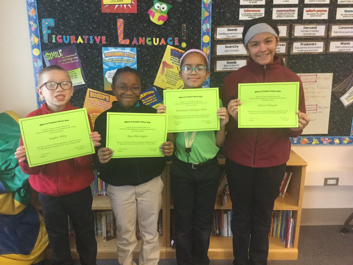 PeirsonsPupils's tweet photo. So proud of these amazing effort and conduct and honor roll students! https://t.co/6emg4yBvNy