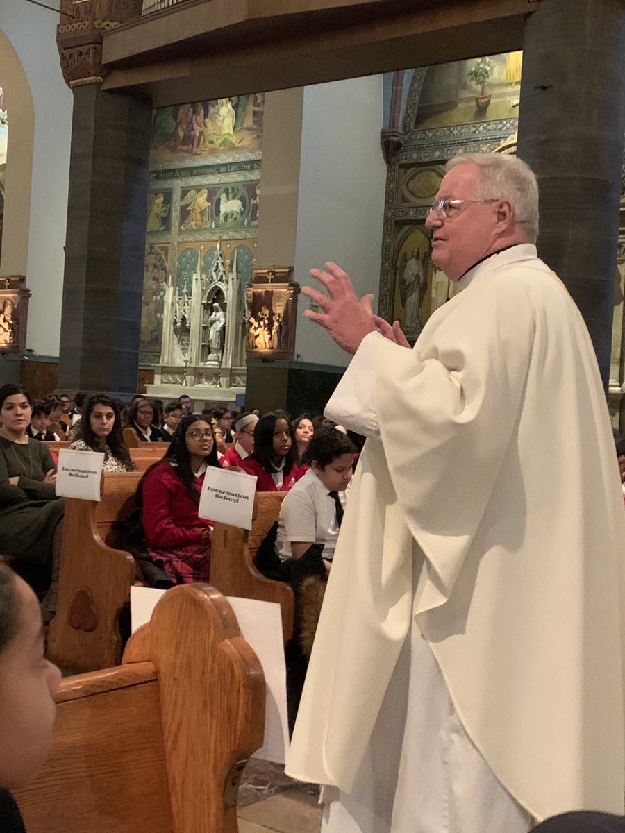 cris_ccarter's tweet photo. Happy Catholic Schools Week from@Fordham University. https://t.co/DGsmXdKfOq