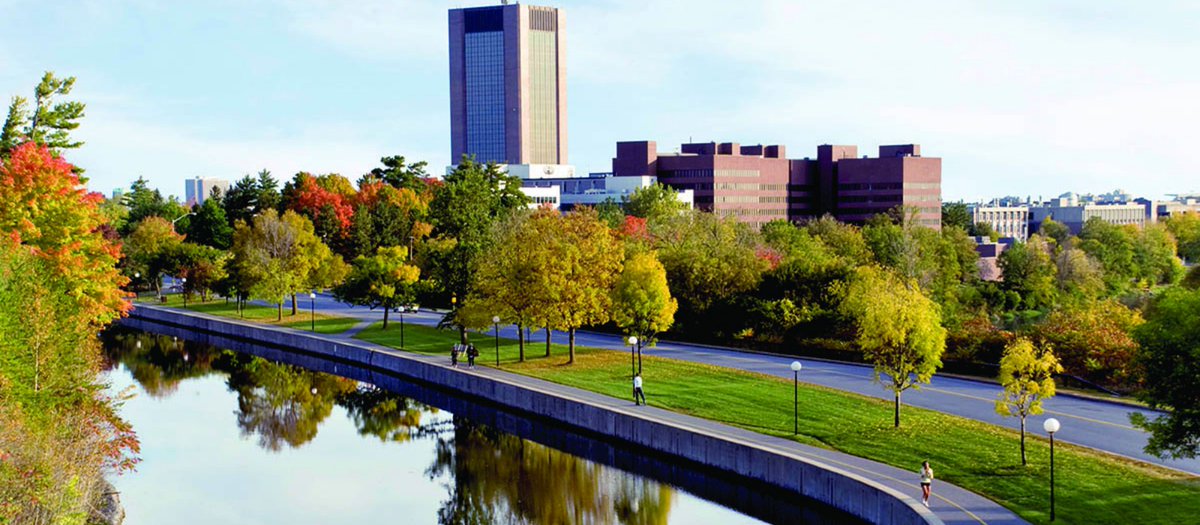 FlemingCollege's tweet photo. Meet @BrockUniversity, @Carleton_U, @mylakehead, @LaurentianU and many others at the #FlemingPathways Fair this week!
Frost Campus: Tuesday, Jan. 28, 10 a.m. - 2 p.m. in the Discovery Trail
Sutherland Campus: Wednesday, Jan. 29, 10 a.m. - 2 p.m. in the Steele Centre and KTTC https://t.co/TpzZRVJN3S