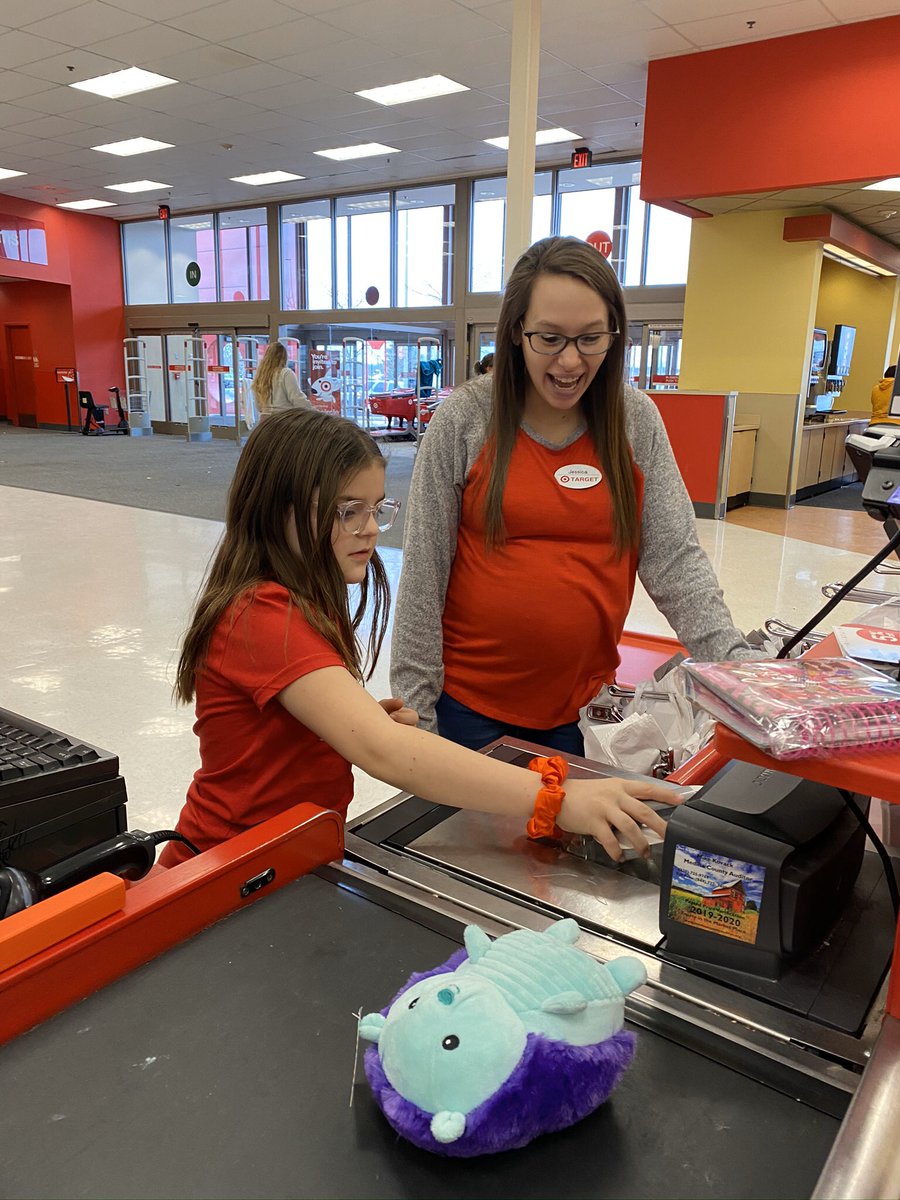 sherrie_schneid's tweet photo. Emโs TEN! Best b-day ever, all thanks to the super fantastic Target team! Scavenger hunt, FRAPPUCINOS, popcorn, slushees, & shopping oh my! We cannot thank managers Lisa, Stephanie and Lindsey enough for her amazing day! #TARGET #beststoreever #birthdaygoals #Theseemployeesrock https://t.co/KMACtDFLpE