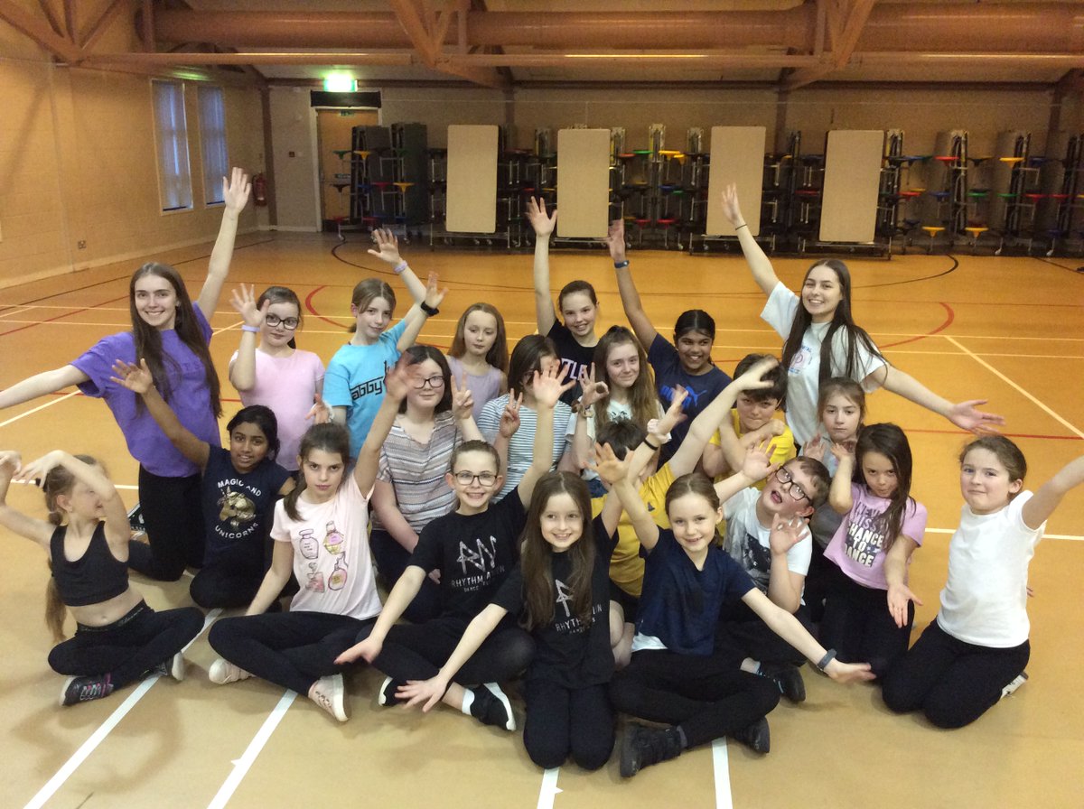 ASAberdeenshire's tweet photo. @LaurencekirkS Street Dance
Our new Street Dance sessions are now up and running @LaurencekirkS, with Emily and Rachel from @MearnsAcademy on hand to pass on their knowledge and expertise
#ActiveSchoolsMearns #healthandwellbeing #makinganimpacttogether #gettingmoreactive https://t.co/6TQfY2WFMC