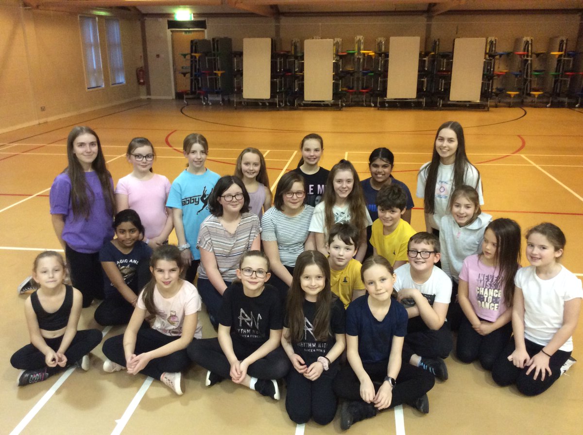 ASAberdeenshire's tweet photo. @LaurencekirkS Street Dance
Our new Street Dance sessions are now up and running @LaurencekirkS, with Emily and Rachel from @MearnsAcademy on hand to pass on their knowledge and expertise
#ActiveSchoolsMearns #healthandwellbeing #makinganimpacttogether #gettingmoreactive https://t.co/6TQfY2WFMC