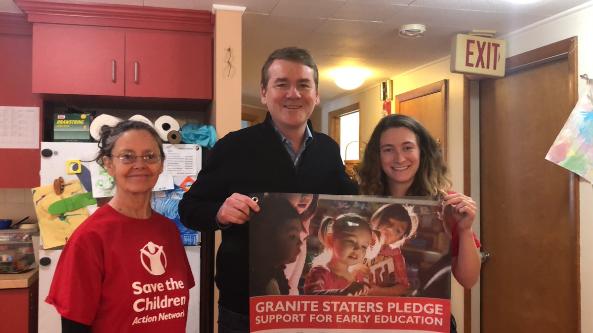 SCActionNetwork's tweet photo. Our petition deliveries continue! This time we met with @MichaelBennet in New Hampshire. Thank you, senator, for pledging if elected president to prioritize investments in early childhood education in your first 100 days in office. #High5ForKids #NHpolitics https://t.co/QqI7btZgmF