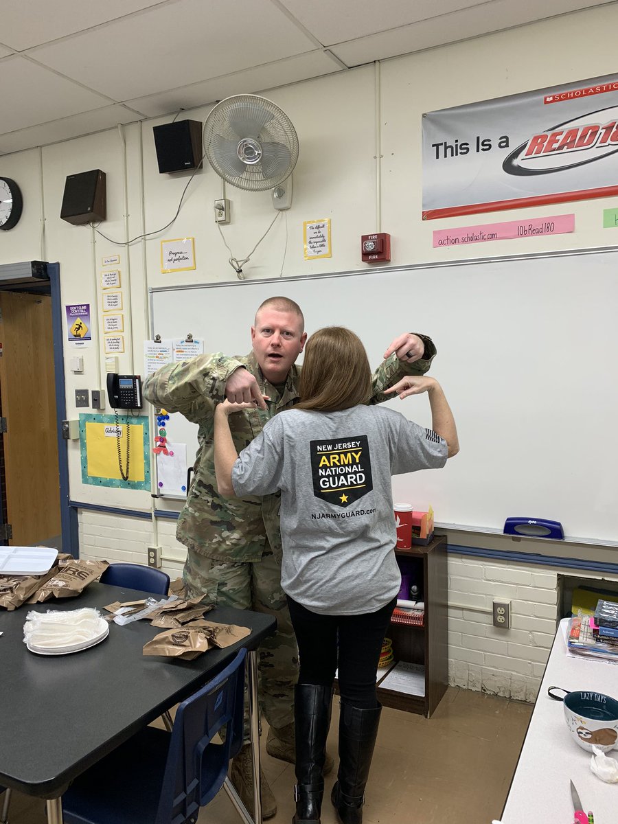 Read180Rocks's tweet photo. Always a great day when we can learn about preparing for natural disasters with the National Guard! https://t.co/kq7aPxSOV9