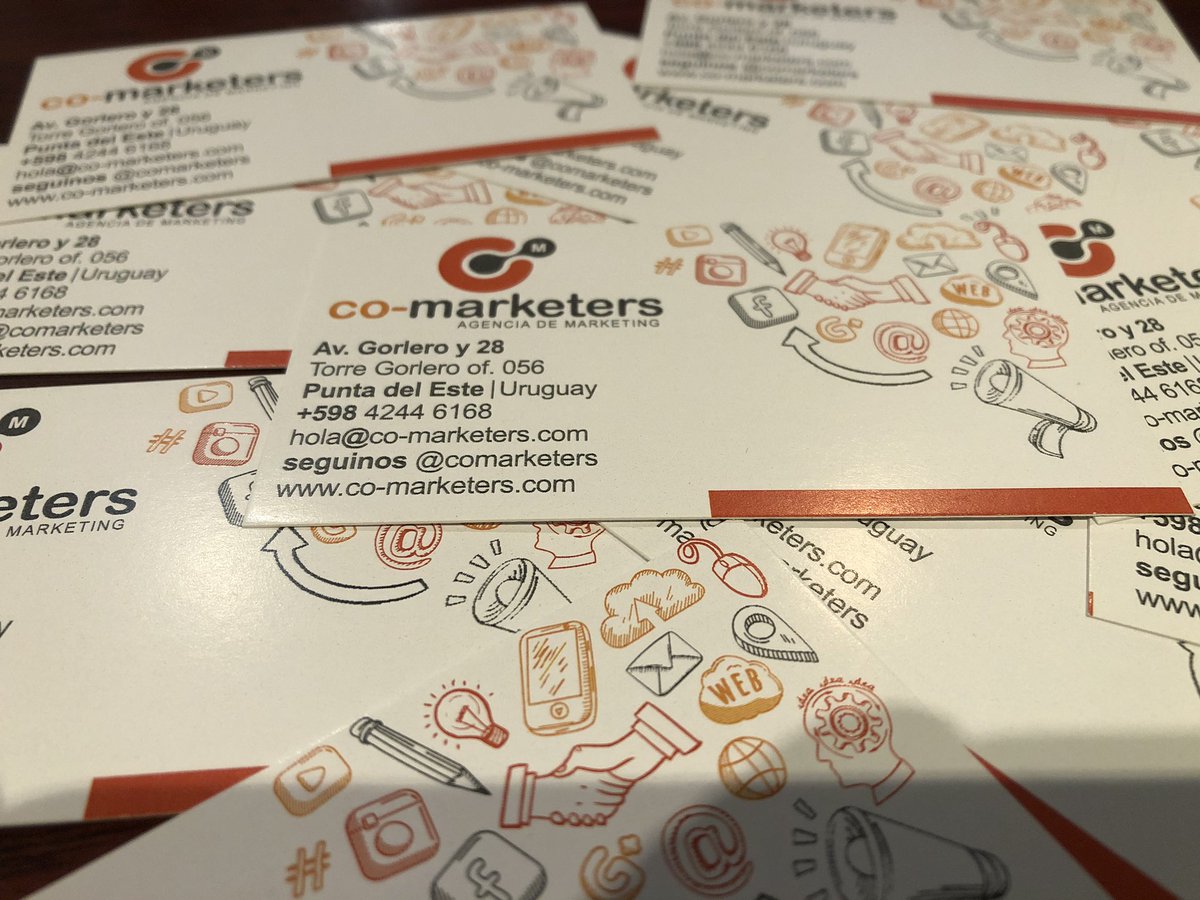 comarketers's tweet photo. El mundo se ha vuelto digital. Por que seguir entregando tarjetas de visita en papel cuando existe la posibilidad de poder crearlas digitalmente? 
Beneficio? Al enviarla a un teléfono o mail reduces el riesgo de pérdidas. 
Si querés saber cómo, te ayudamos! #comarketers https://t.co/uQI64SRaO1