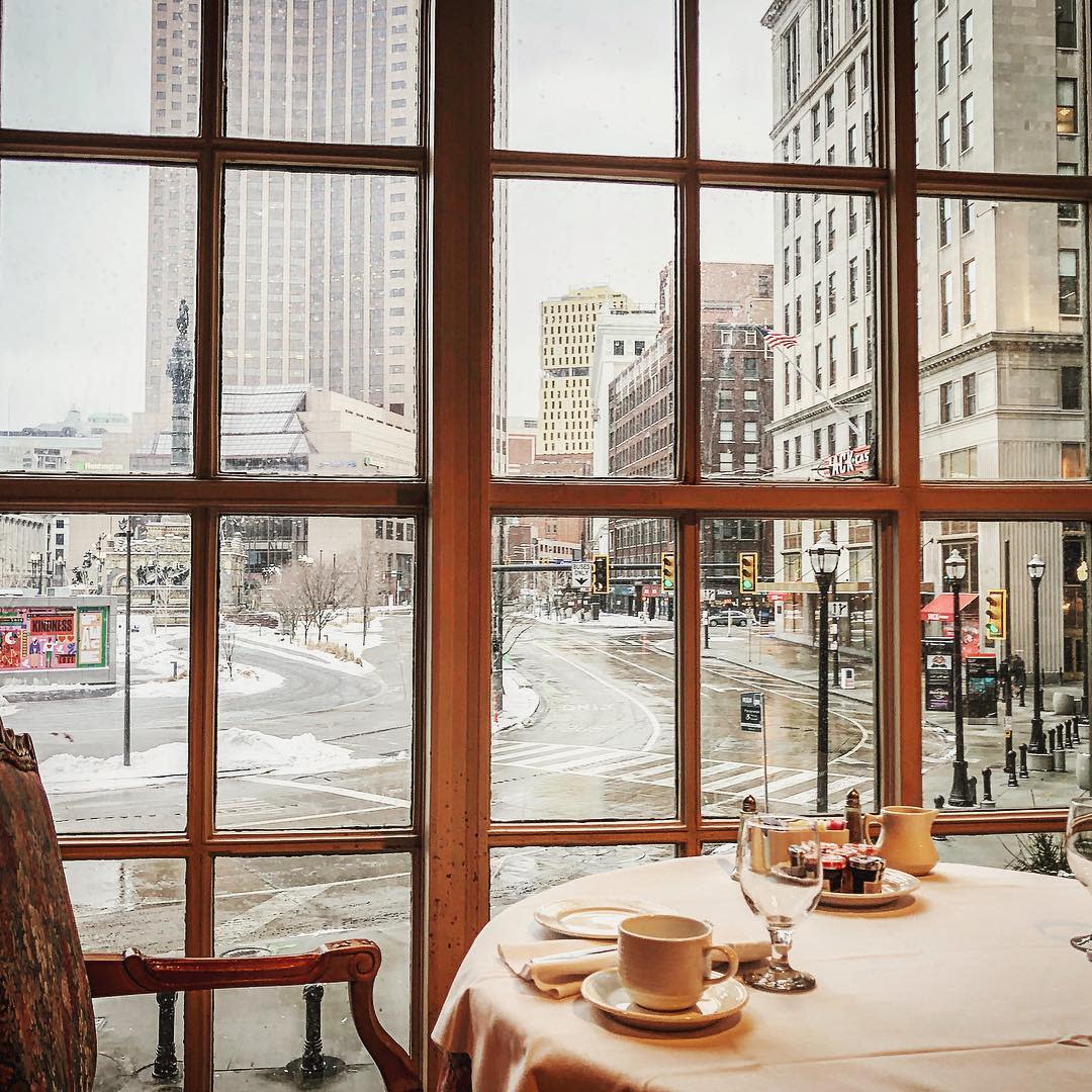 "One of my favorite things about staying in Cleveland is breakfast at the Renaissance." —h.lancasterphoto

Try out Sans Souci for breakfast served daily, views included.