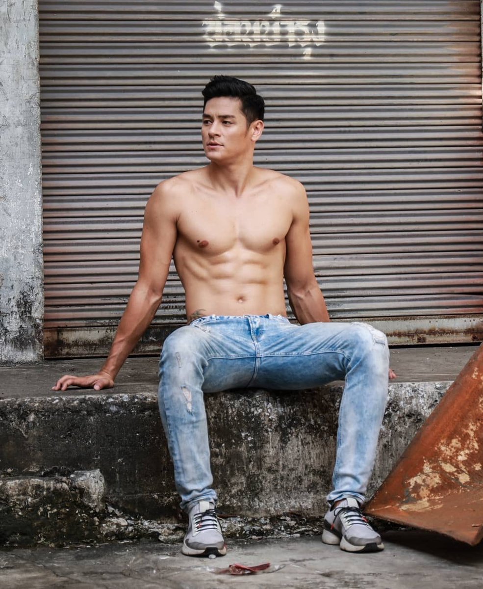 Brady Fuller (@ifyoubarkibite) on Twitter photo 