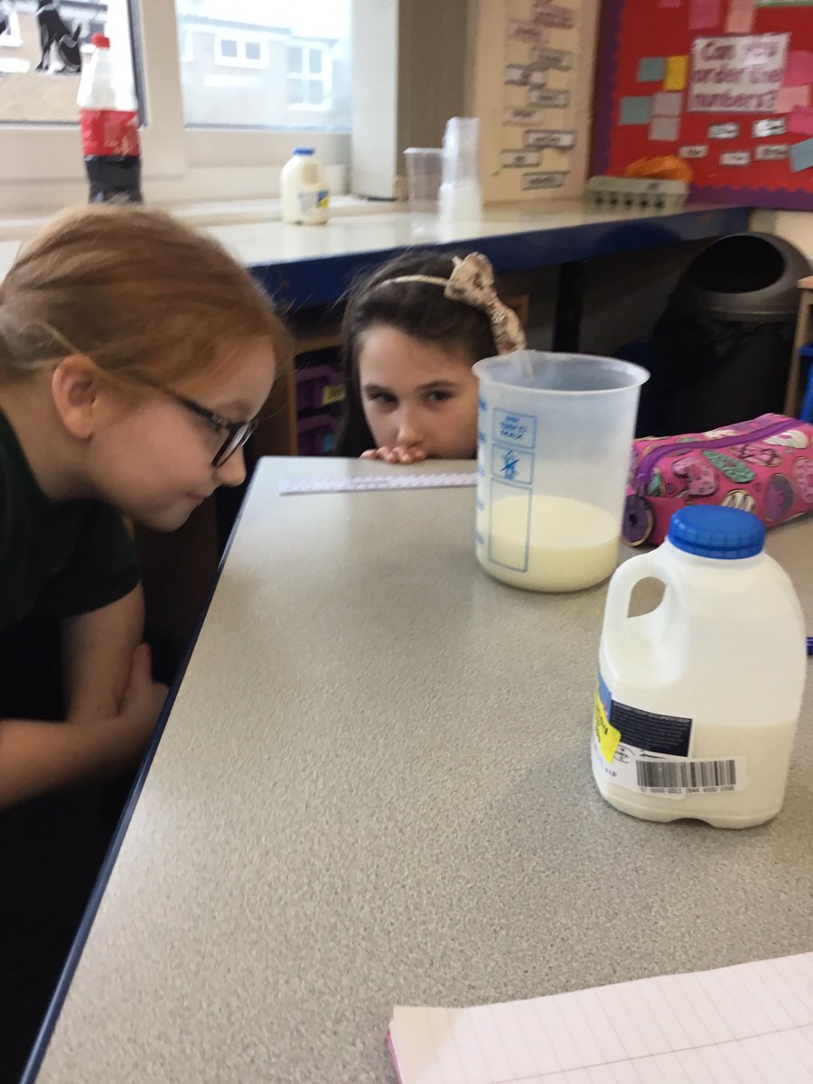 TickfordPark's tweet photo. Today in their science lesson, Year 4 have set up an observational enquiry to answer the question βHow do liquids affect tooth decay?β π¦· #TPyear4 #TP4science #TPperidot #TPturquoise https://t.co/x6LAjznZlc