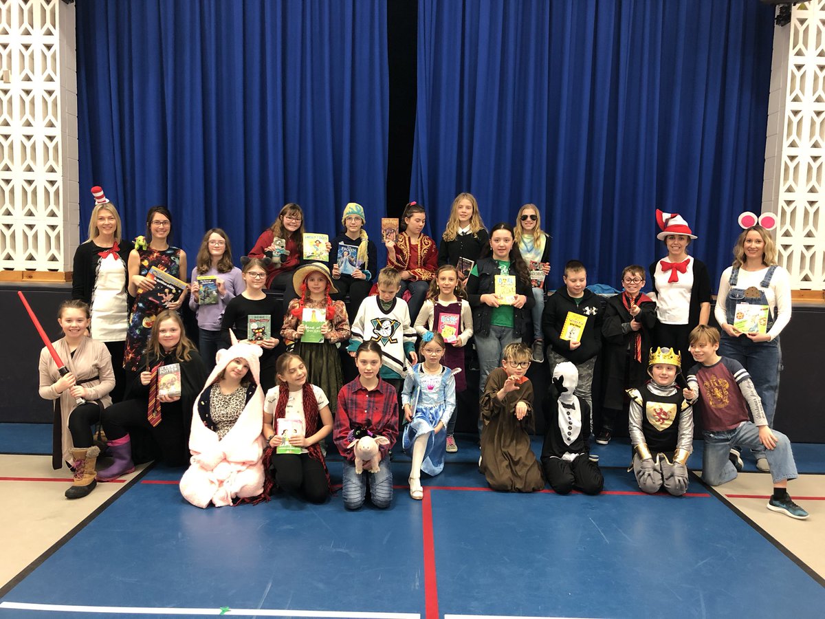 BingsinEd's tweet photo. #FamilyLiteracyDay at #StMaryCP. So many great costumes of our favourite characters. #GoodThingsHappening @CDSBEO https://t.co/qw1e9qKXJG