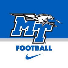 Justinr53's tweet photo. Thank you @coachbeckles of @MT_FB for stopping by to discuss some of our athletes. #RecruitSycamore #WDE #RideRaidersRide https://t.co/4imX1tYAkT