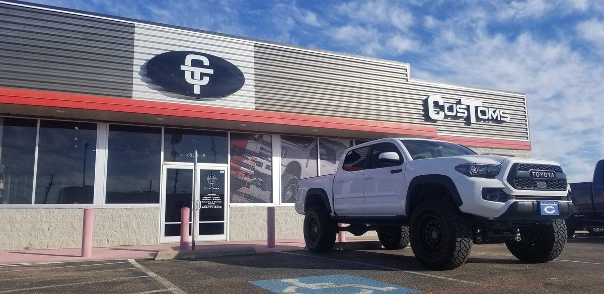 Small trucks matter too. 6" bds with 35s. #cteverywhere #toyota #bds