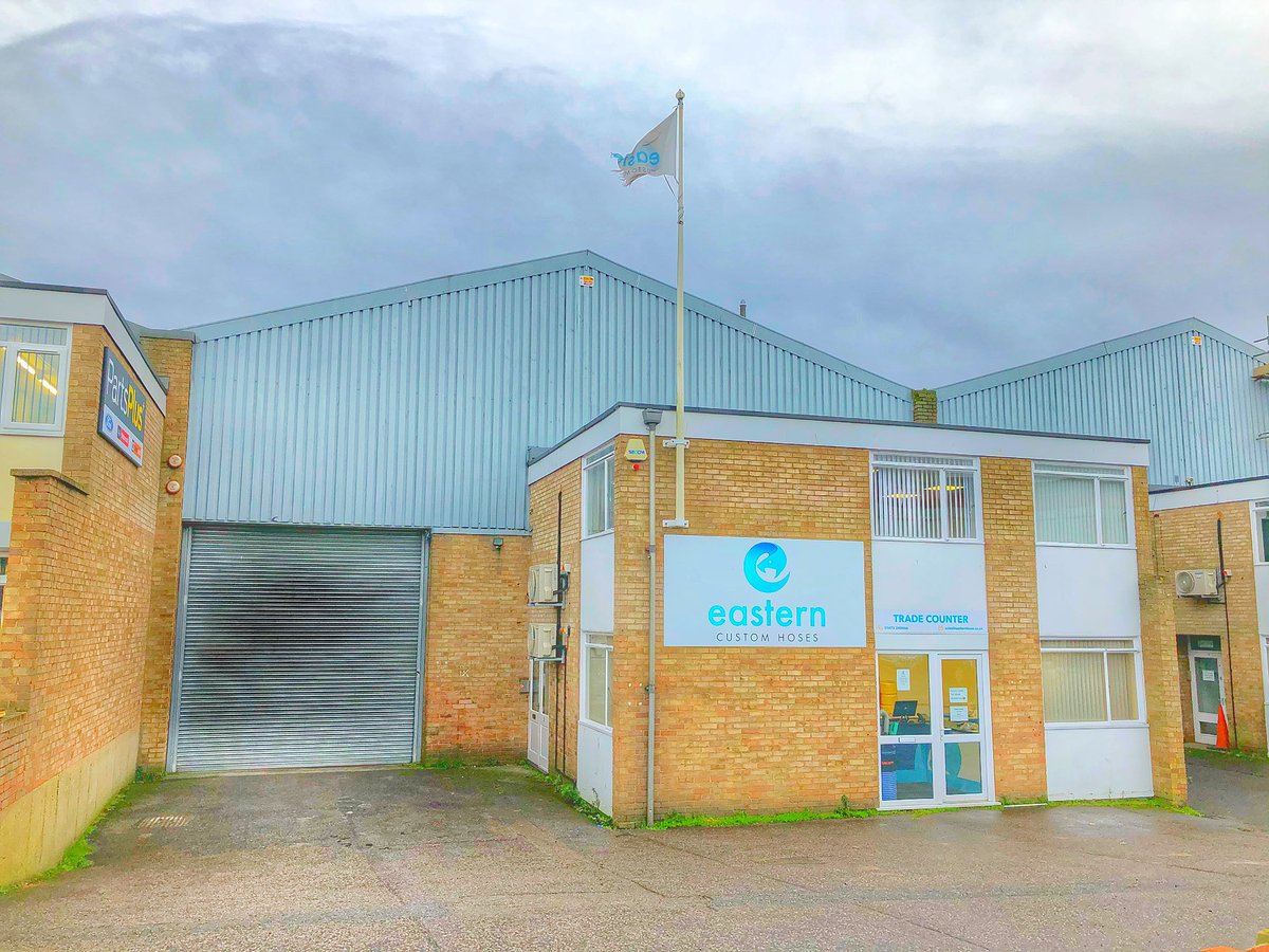 uk_hose's tweet photo. The front of our Eastern Hose HQ, 20,000sq/ft full of specialist hydraulic hoses and attachments that are shipped out to our customer all over the UK and Europe #hydraulichose #easternhose https://t.co/wDSDi2Ki8u